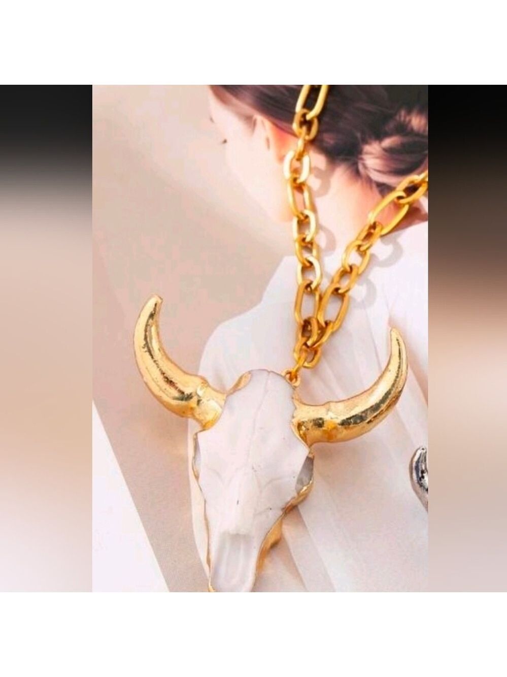 GoldBull Skull Necklace - Picture 3 of 4